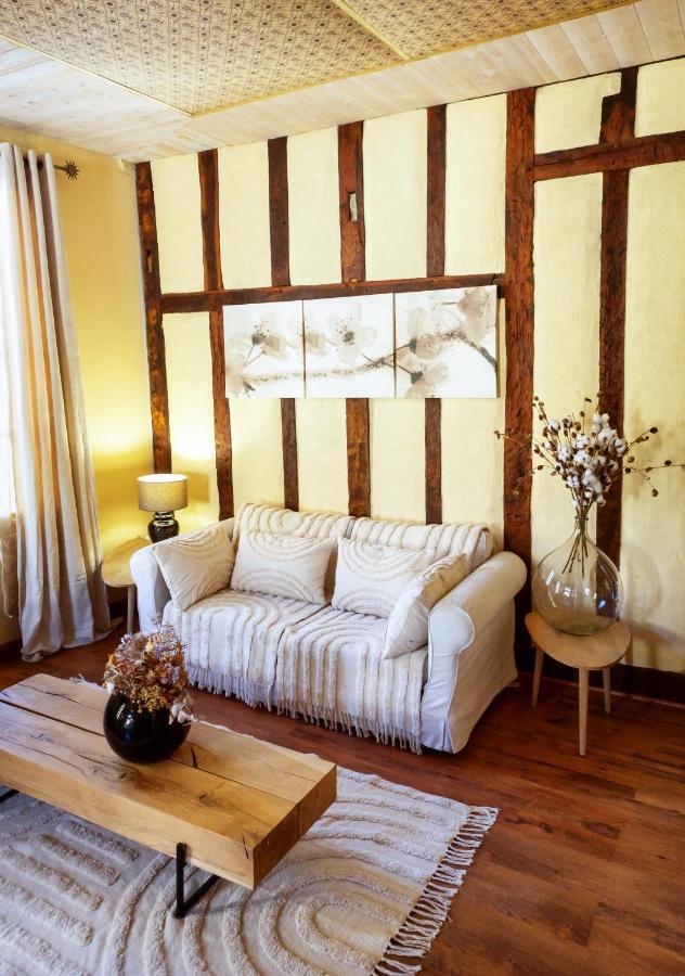에오즈 Cafe De France B&B 외부 사진